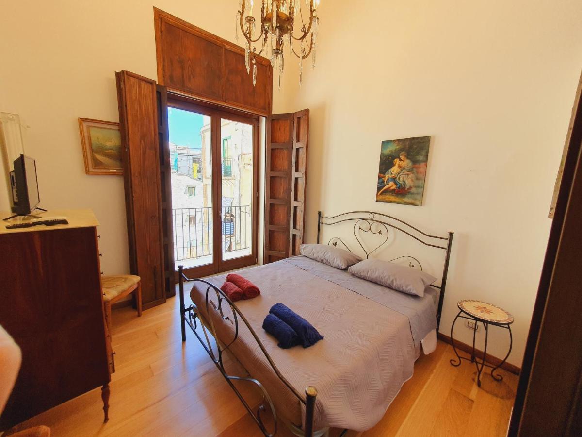 "Guttuso Tribute Suite" Experience Apartment Palermo Ngoại thất bức ảnh